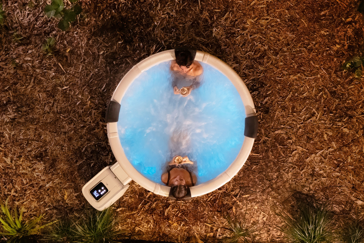 MSpa F-DE066W Denver 6-Person Frame Series Hot Tub