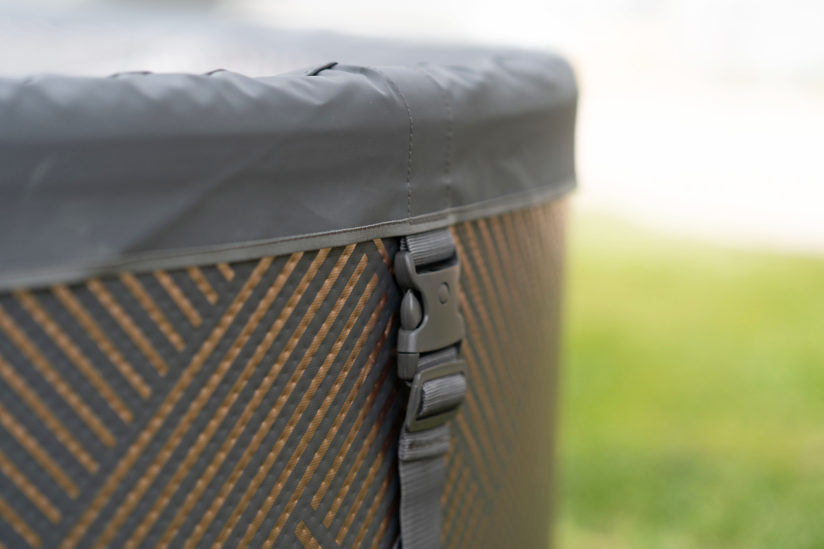 MSpa Mono Verto Series Inflatable Hot Tub