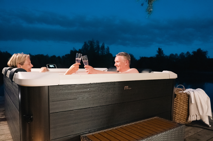 MSpa F-OS063W Oslo 6-Person Frame Series Hot Tub