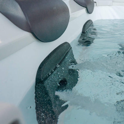 MSpa F-OS063W Oslo Supreme 6-Person Square Spa